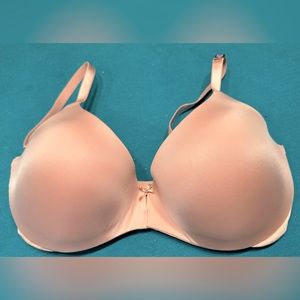 Victoria’s Secret Push-up Bra Tan/Nude 32DDD NWT